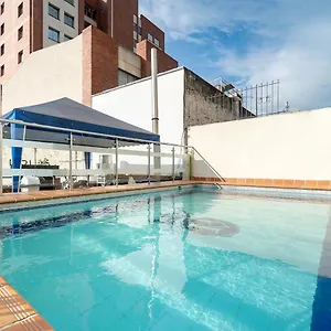 Hotel Ayenda Plaza Versalles, Cali